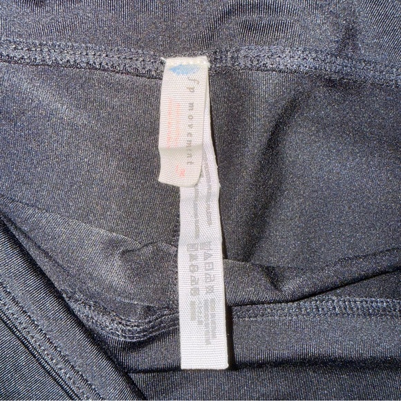 FP Movement by Free People Black Leggings w/ reflective geometric stripe Sz L - Picture 6 of 8